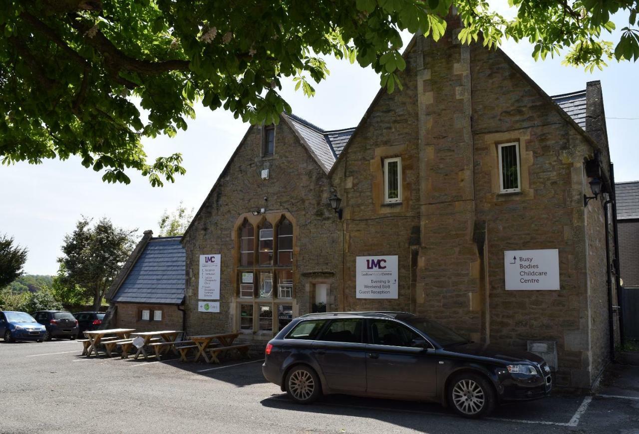 Ludlow Mascall Centre Exteriör bild